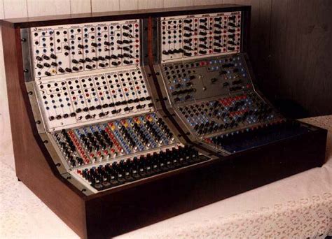 Synthmuseum.com .